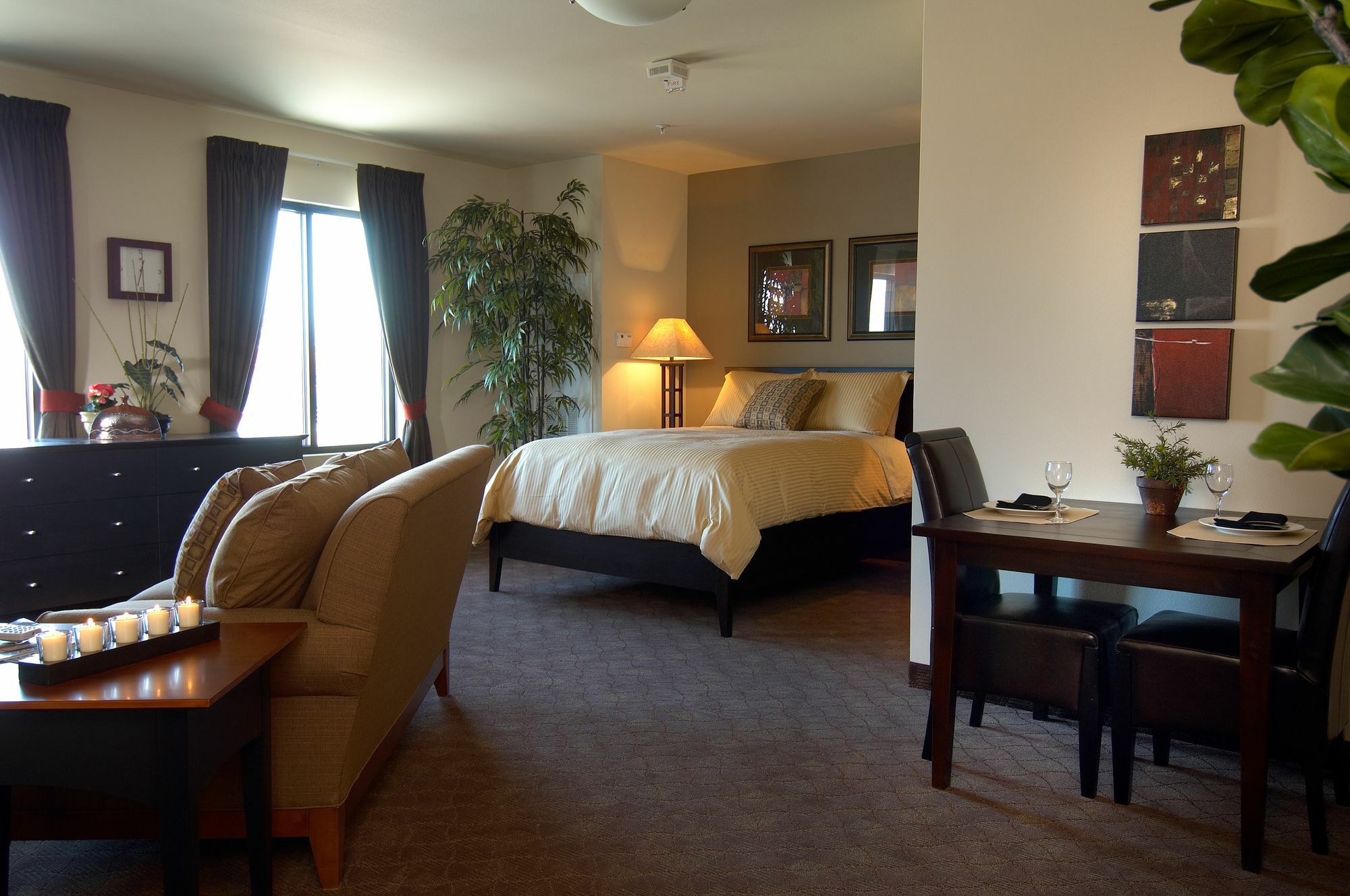 South Walton Suites And Spa - Bentonville Exteriör bild